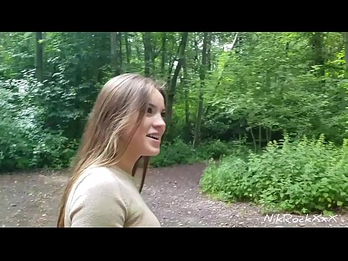 ❤️ Ehdotin Evelinalle, että panisimme julkisella paikalla! Hän suostui. Sitten panin häntä perseeseen ja spermasin hänen suuhunsa. Sitten hän pissasi itseensä. Porno at porn fi.shufflesex.ru
