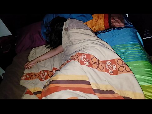 ❤️ Poikapuoli haukkuu nuorta äitipuoltaan tämän nukkuessa. Porno at porn fi.shufflesex.ru